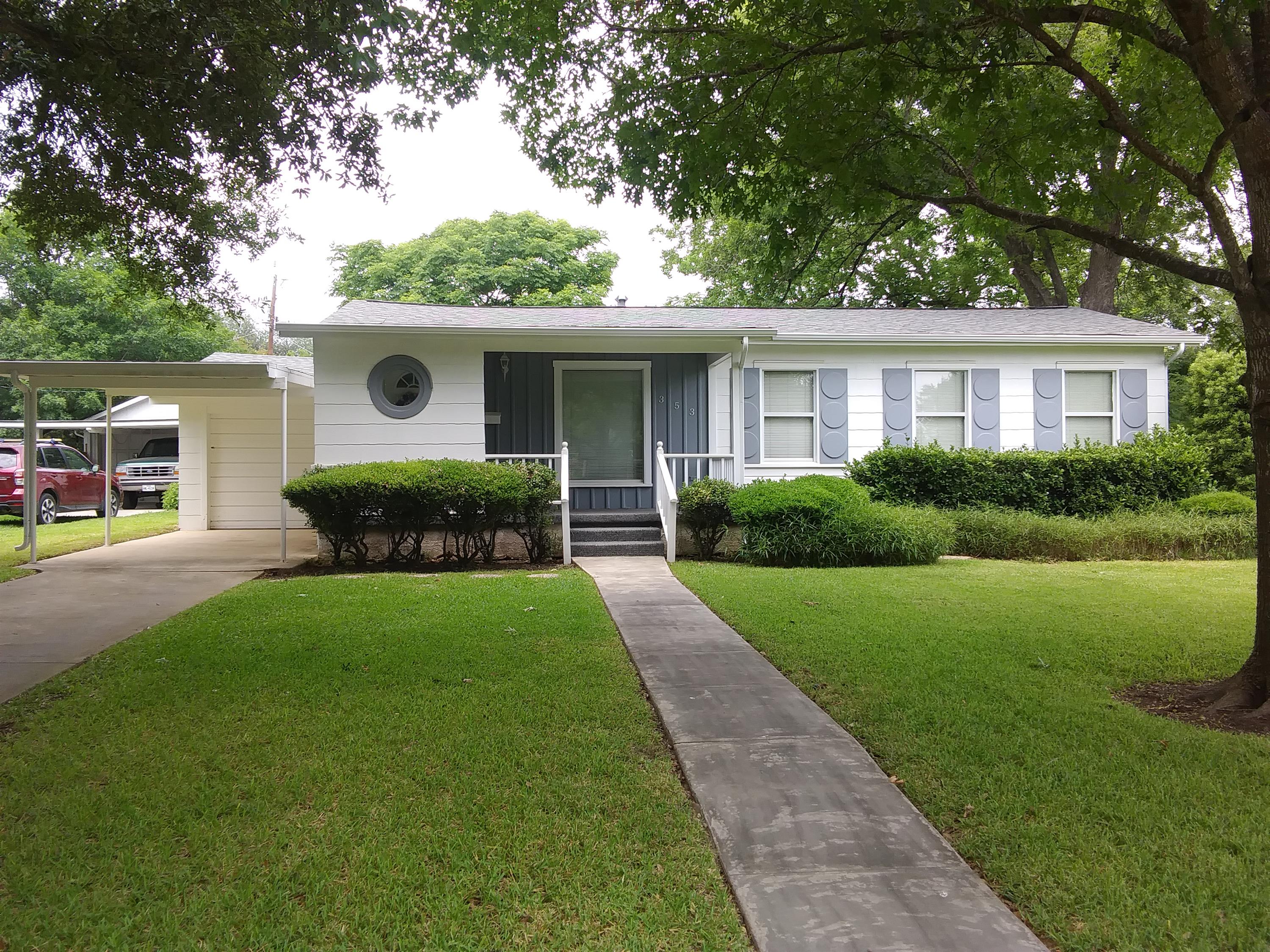 353 Irvington Drive