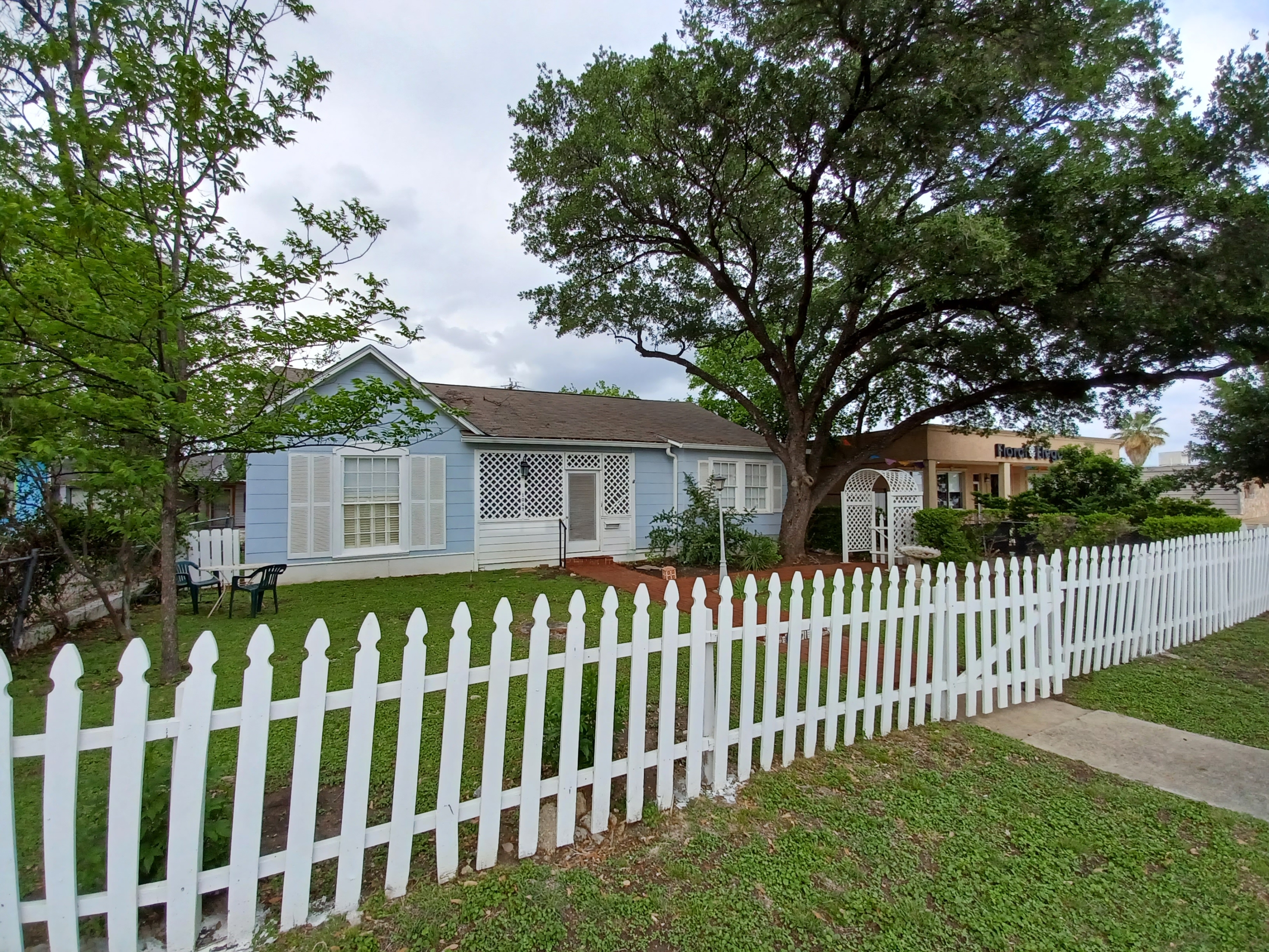 Property main image
